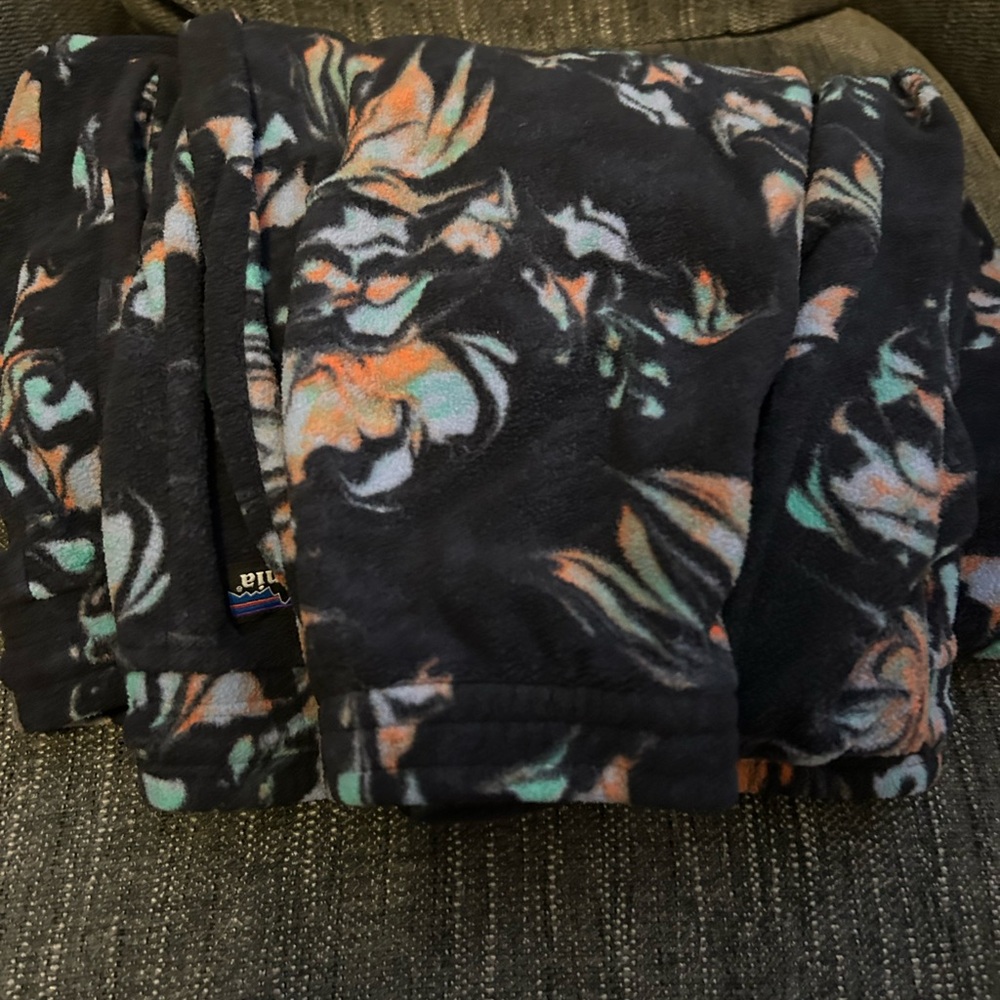 Patagonia Blue Floral Sweatpants